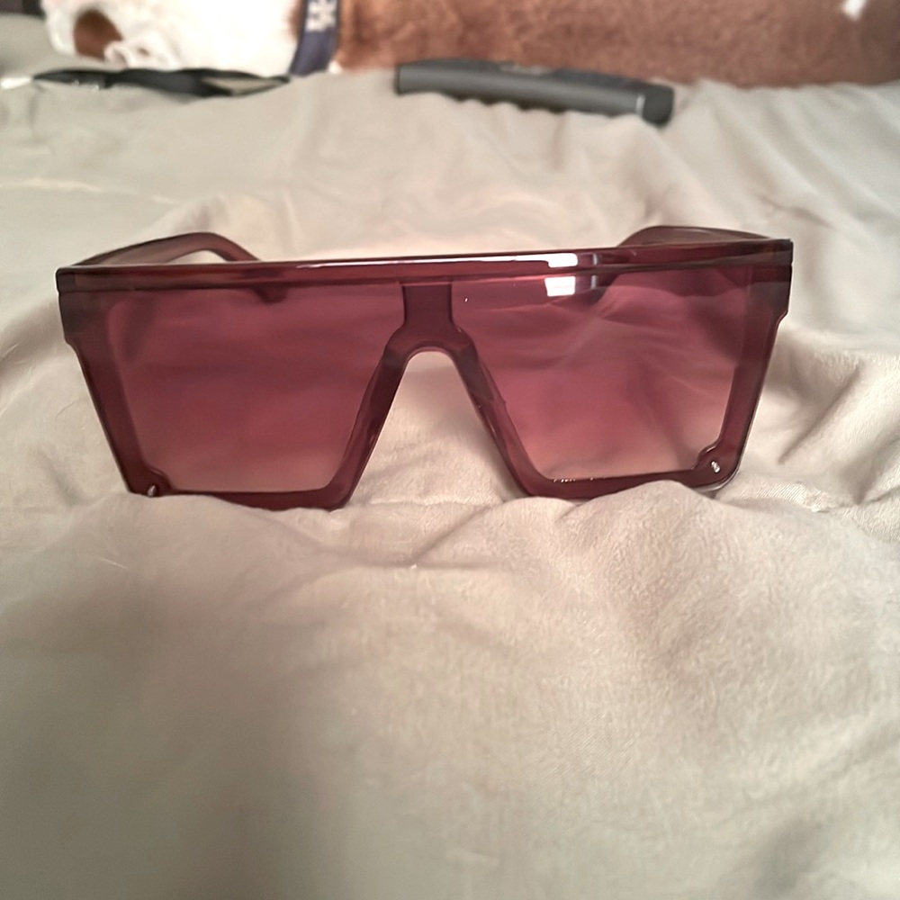 Cute blocky sunglasses